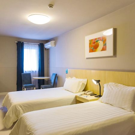 Jinjiang Inn Kunshan Renming Road West Street Экстерьер фото