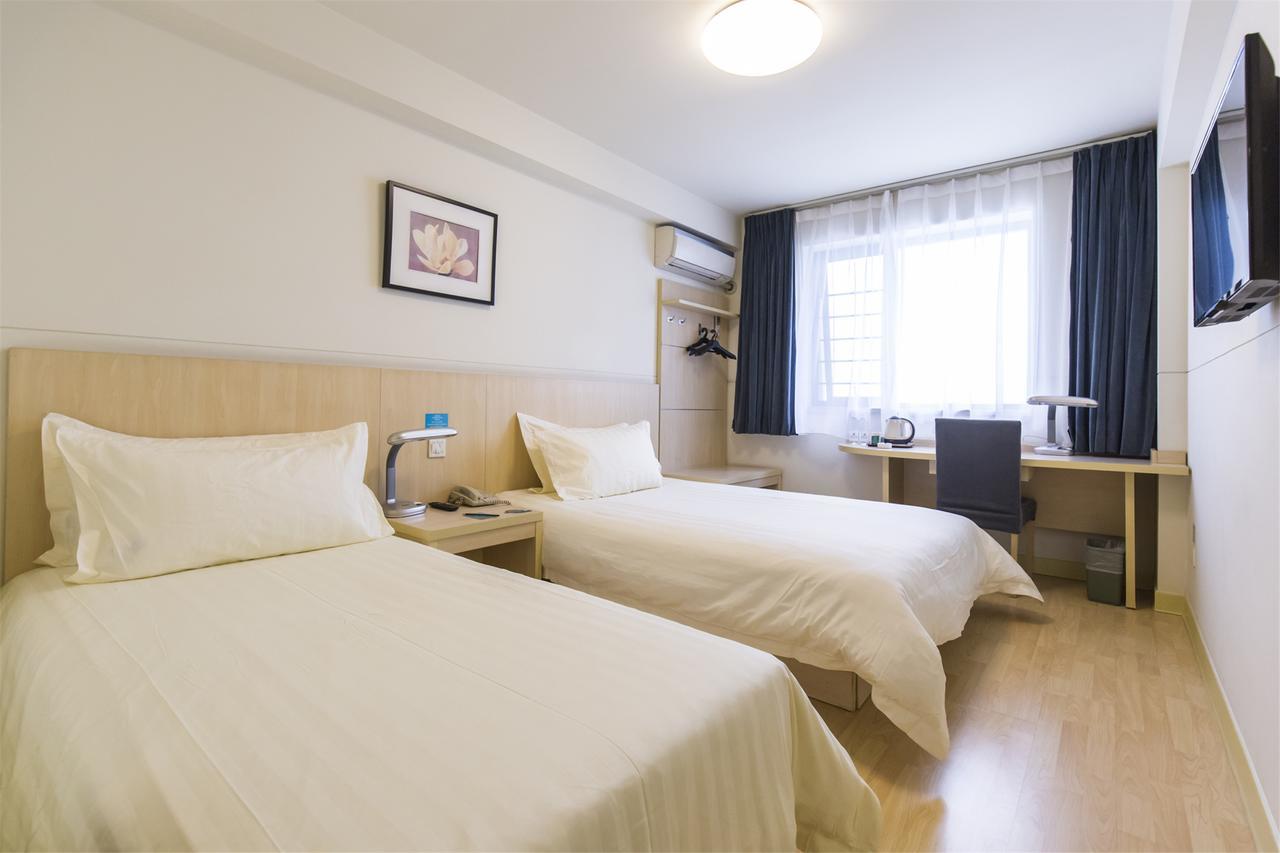 Jinjiang Inn Kunshan Renming Road West Street Экстерьер фото
