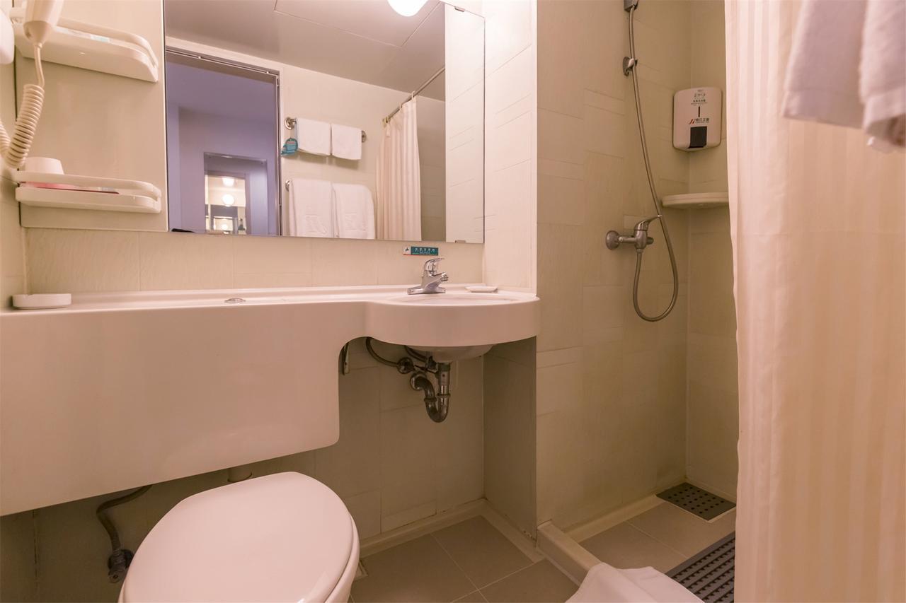 Jinjiang Inn Kunshan Renming Road West Street Экстерьер фото