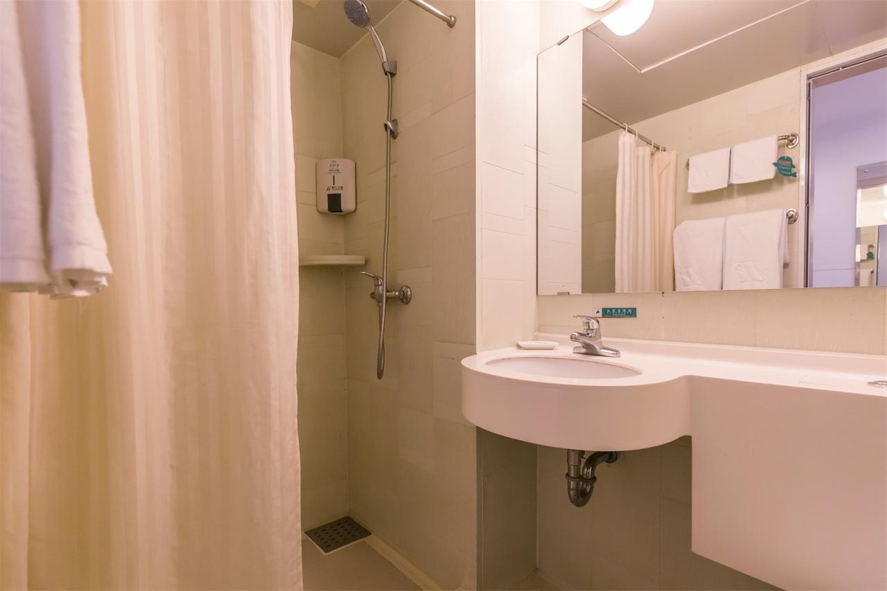 Jinjiang Inn Kunshan Renming Road West Street Экстерьер фото
